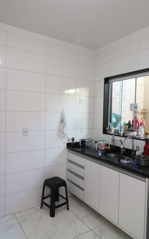 Casa à venda com 75m², 2 quartos e 2 vagasCozinha