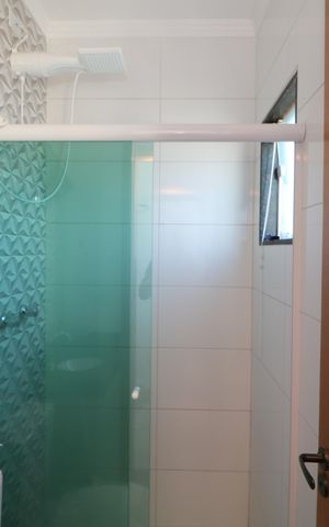 Casa à venda com 75m², 2 quartos e 2 vagasBanheiro da Suíte 2