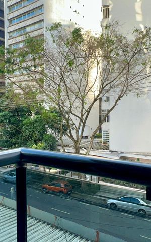 Apartamento à venda com 42m², 1 quarto e 1 vaga Apartamento à venda com 42m², 1 quarto e 1 vagaVaranda