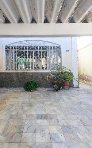 Casa para alugar com 160m², 3 quartos e 2 vagas Casa para alugar com 160m², 3 quartos e 2 vagasÁrea externa