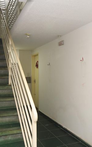 Apartamento à venda com 92m², 3 quartos e sem vagaÁrea comum - Saguão do prédio
