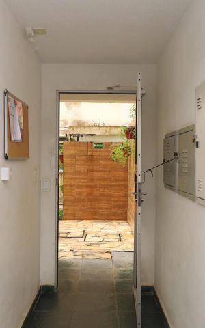Apartamento à venda com 92m², 3 quartos e sem vagaÁrea comum - Saguão do prédio