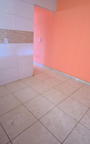 Casa à venda com 78m², 2 quartos e 2 vagas Casa à venda com 78m², 2 quartos e 2 vagasCozinha