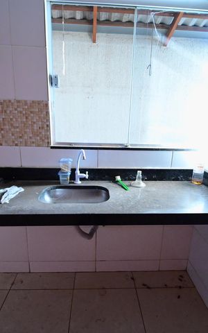 Casa à venda com 78m², 2 quartos e 2 vagas Casa à venda com 78m², 2 quartos e 2 vagasCozinha