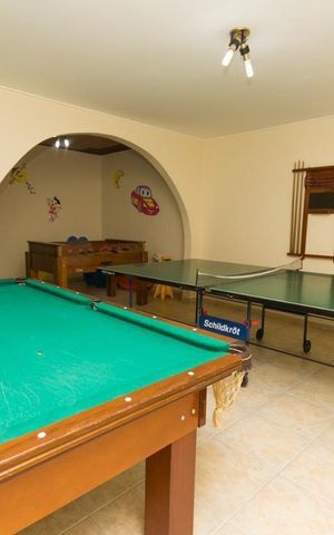 Apartamento para alugar com 252m², 4 quartos e 3 vagas