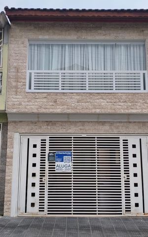 Casa para alugar com 52m², 1 quarto e sem vaga Casa para alugar com 52m², 1 quarto e sem vagaFachada