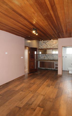Casa para alugar com 52m², 1 quarto e sem vagaSala / Cozinha