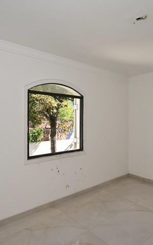 Casa à venda com 395m², 4 quartos e 5 vagasSuíte 2
