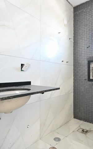 Casa à venda com 395m², 4 quartos e 5 vagasBanheiro