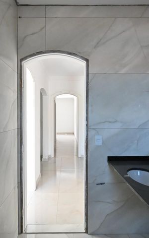 Casa à venda com 395m², 4 quartos e 5 vagasBanheiro
