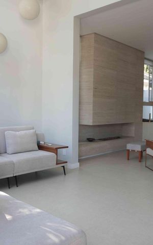 Casa de condomínio à venda com 390m², 4 quartos e 4 vagasSala de Estar
