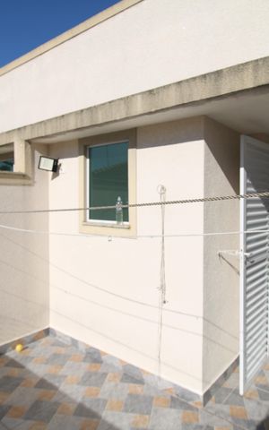 Casa à venda com 81m², 2 quartos e 1 vagaÁrea de Serviço