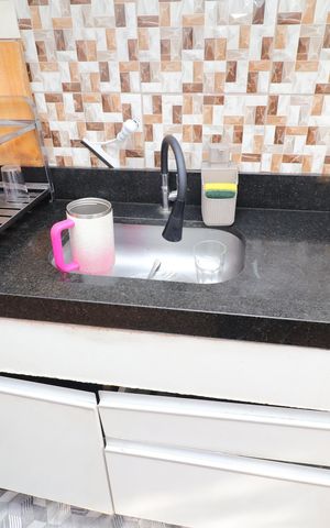 Apartamento à venda com 75m², 2 quartos e sem vagaCozinha e Área de Serviço