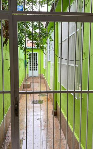 Casa à venda com 200m², 2 quartos e 1 vaga Casa à venda com 200m², 2 quartos e 1 vagaÁrea comum