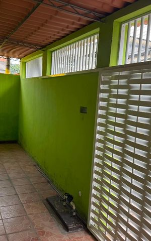 Casa à venda com 200m², 2 quartos e 1 vaga Casa à venda com 200m², 2 quartos e 1 vagaÁrea comum