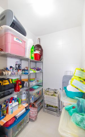 Casa de condomínio à venda com 120m², 3 quartos e 1 vaga Casa de condomínio à venda com 120m², 3 quartos e 1 vagaDespensa