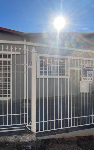 Casa para alugar com 175m², 4 quartos e 4 vagas