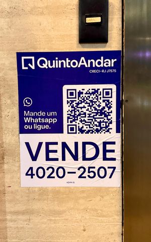 Studio à venda com 78m², 1 quarto e 1 vaga Studio à venda com 78m², 1 quarto e 1 vagaPlaca