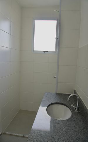 Apartamento à venda com 48m², 2 quartos e 1 vaga Apartamento à venda com 48m², 2 quartos e 1 vagaSuíte - Banheiro