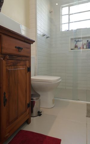 Casa à venda com 262m², 4 quartos e 3 vagasBanheiro