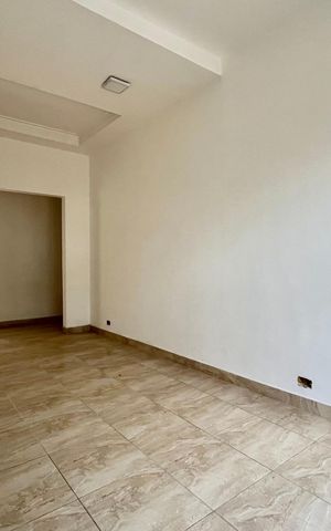 Casa à venda com 116m², 3 quartos e 1 vaga Casa à venda com 116m², 3 quartos e 1 vagaSala