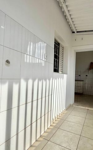 Casa à venda com 116m², 3 quartos e 1 vaga Casa à venda com 116m², 3 quartos e 1 vagaÁrea de Serviço