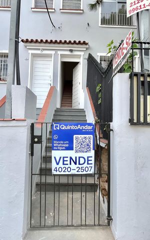 Casa à venda com 116m², 3 quartos e 1 vaga Casa à venda com 116m², 3 quartos e 1 vagaFachada