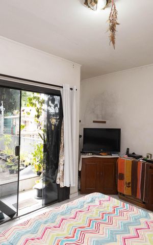 Casa à venda com 150m², 2 quartos e 2 vagas Casa à venda com 150m², 2 quartos e 2 vagasSuíte 2