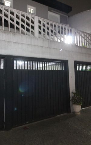 Casa à venda com 300m², 3 quartos e 3 vagasFachada