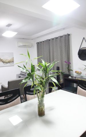 Casa à venda com 300m², 3 quartos e 3 vagasSala