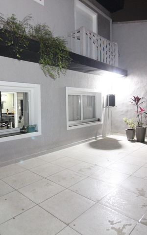 Casa à venda com 300m², 3 quartos e 3 vagasVaranda