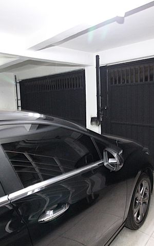 Casa à venda com 300m², 3 quartos e 3 vagasGaragem