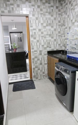 Casa à venda com 300m², 3 quartos e 3 vagasÁrea de Serviço