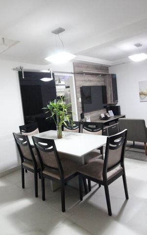 Casa à venda com 300m², 3 quartos e 3 vagasSala