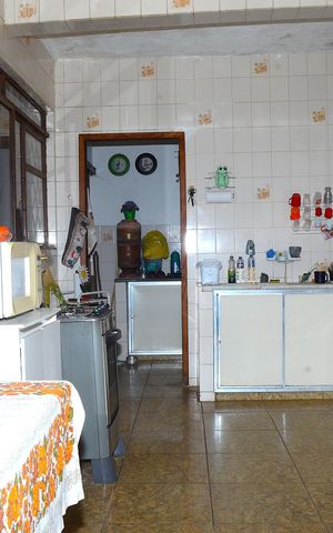 Casa à venda com 428m², 3 quartos e 3 vagasCozinha