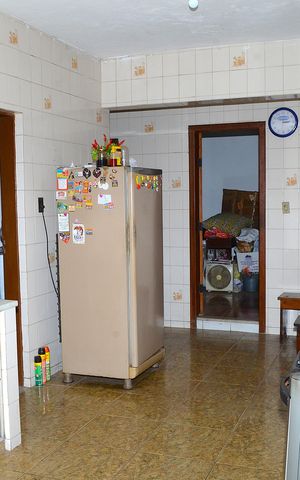 Casa à venda com 428m², 3 quartos e 3 vagasCozinha