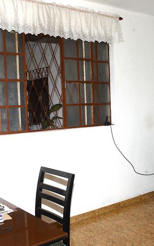 Casa à venda com 428m², 3 quartos e 3 vagasSala de TV