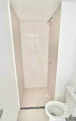 Apartamento à venda com 56m², 2 quartos e sem vaga Apartamento à venda com 56m², 2 quartos e sem vagaBanheiro
