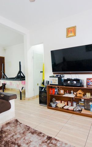 Casa para alugar com 125m², 2 quartos e 2 vagasSala