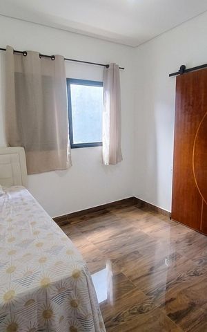 Casa de condomínio para alugar com 250m², 5 quartos e 4 vagas Casa de condomínio para alugar com 250m², 5 quartos e 4 vagasQuarto