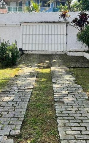 Casa à venda com 308m², 4 quartos e 7 vagas