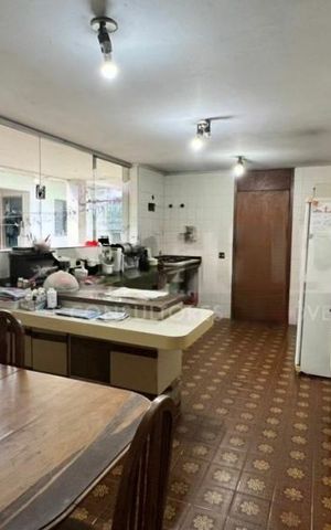 Casa à venda com 308m², 4 quartos e 7 vagas