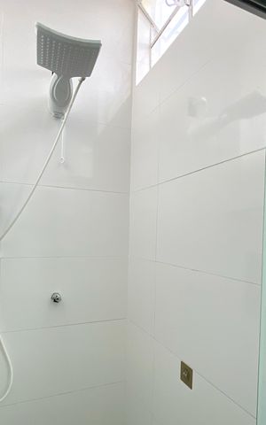 Casa à venda com 73m², 3 quartos e 1 vaga Casa à venda com 73m², 3 quartos e 1 vagaBanheiro