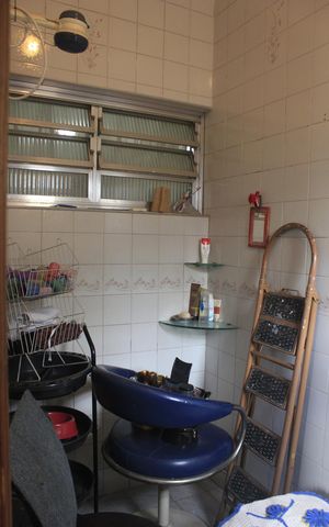Casa à venda com 420m², 4 quartos e 4 vagasSuíte 2/ Quarto de empregado ( banheiro)