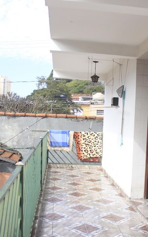 Casa à venda com 420m², 4 quartos e 4 vagasVaranda 2