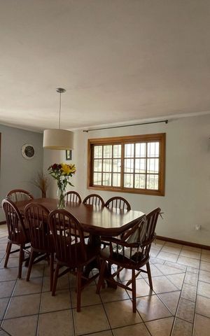 Casa à venda com 190m², 2 quartos e 3 vagas