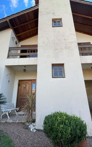Casa à venda com 190m², 2 quartos e 3 vagas