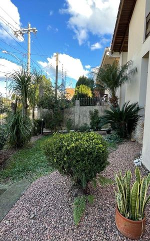 Casa à venda com 190m², 2 quartos e 3 vagas