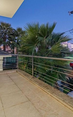 Casa de condomínio para alugar com 290m², 3 quartos e 4 vagas Casa de condomínio para alugar com 290m², 3 quartos e 4 vagasÁrea comum