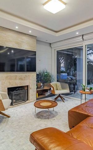 Casa de condomínio para alugar com 290m², 3 quartos e 4 vagas Casa de condomínio para alugar com 290m², 3 quartos e 4 vagasSala